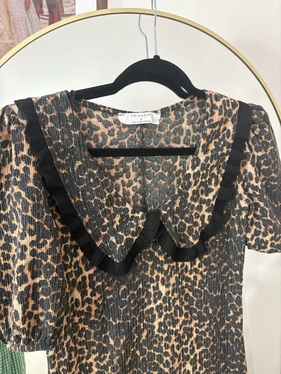 Leopard Print Midi Maxi Dress with Contrast Trim Collar - Picture 2 of 6